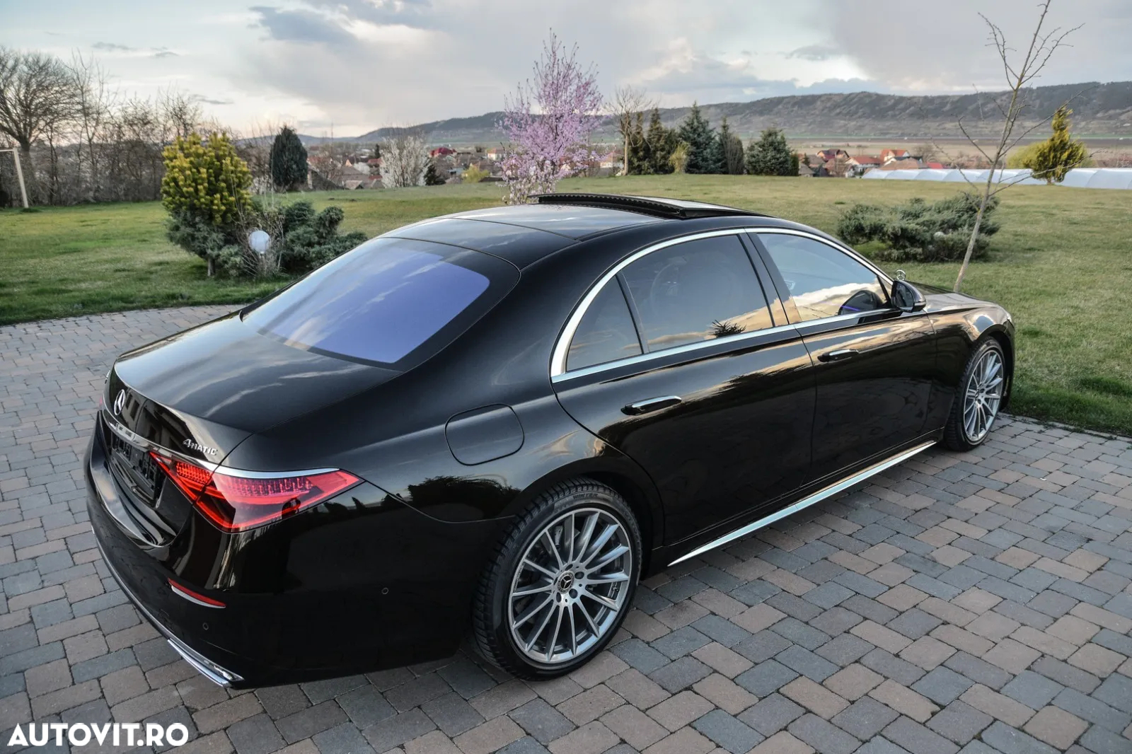 Mercedes-Benz S 400 d 4Matic L 9G-TRONIC - 37