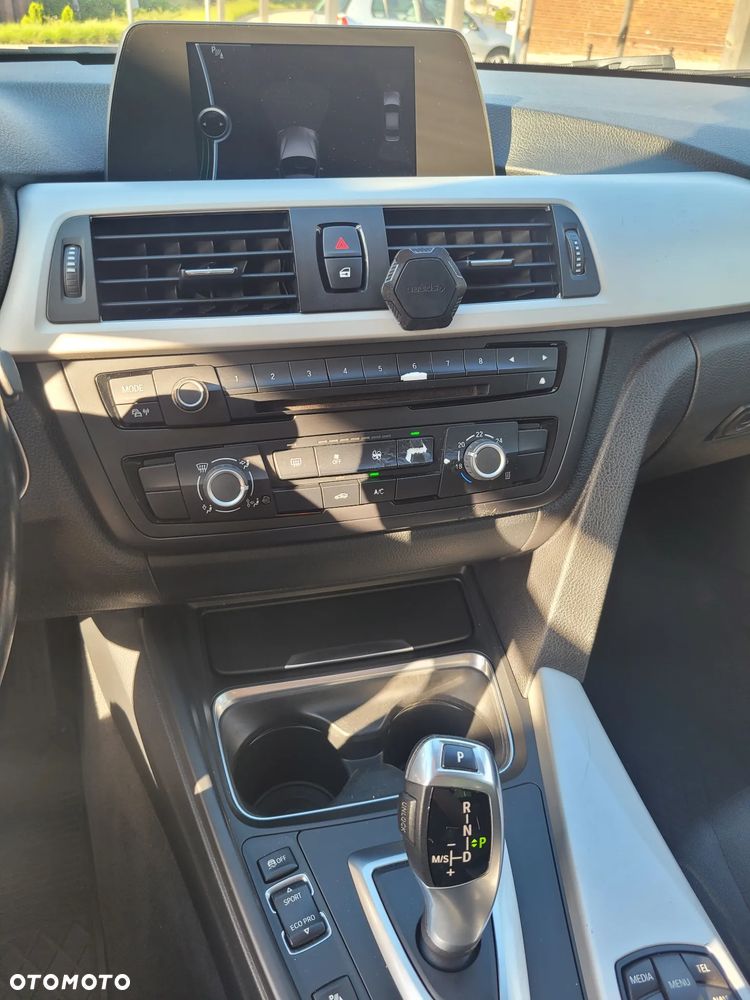 BMW Seria 3 - 8