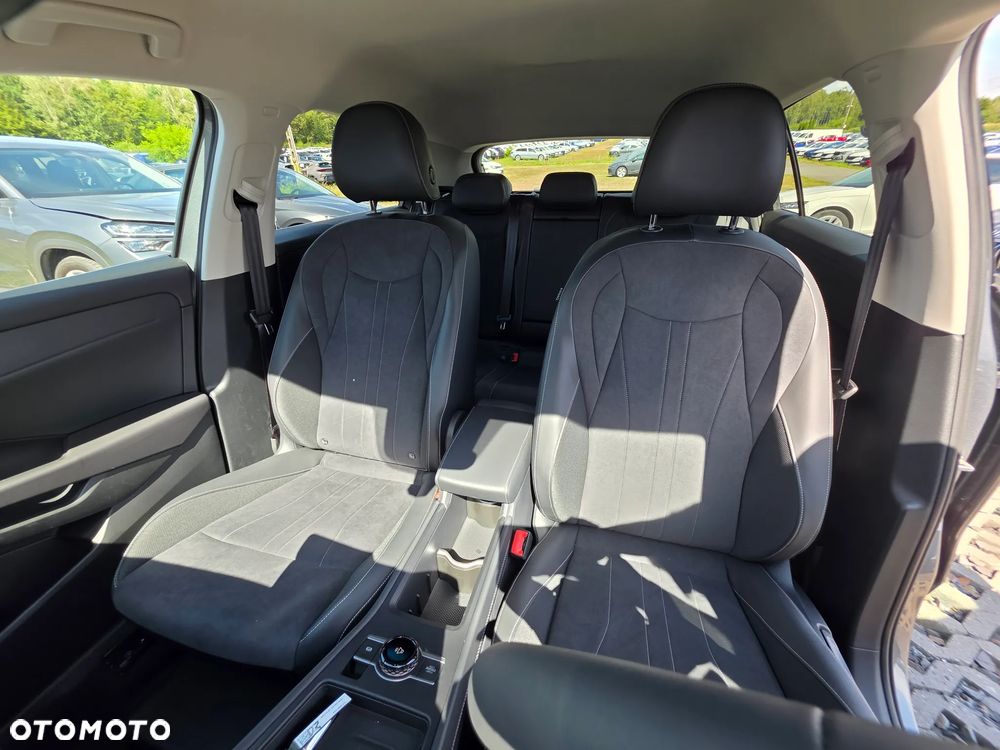Volkswagen T-Roc 1.5 eTSI Style DSG - 17