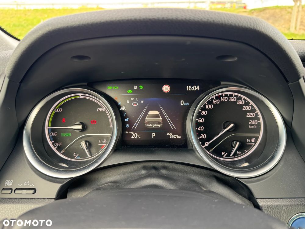 Toyota Camry 2.5 Hybrid Executive CVT - 8