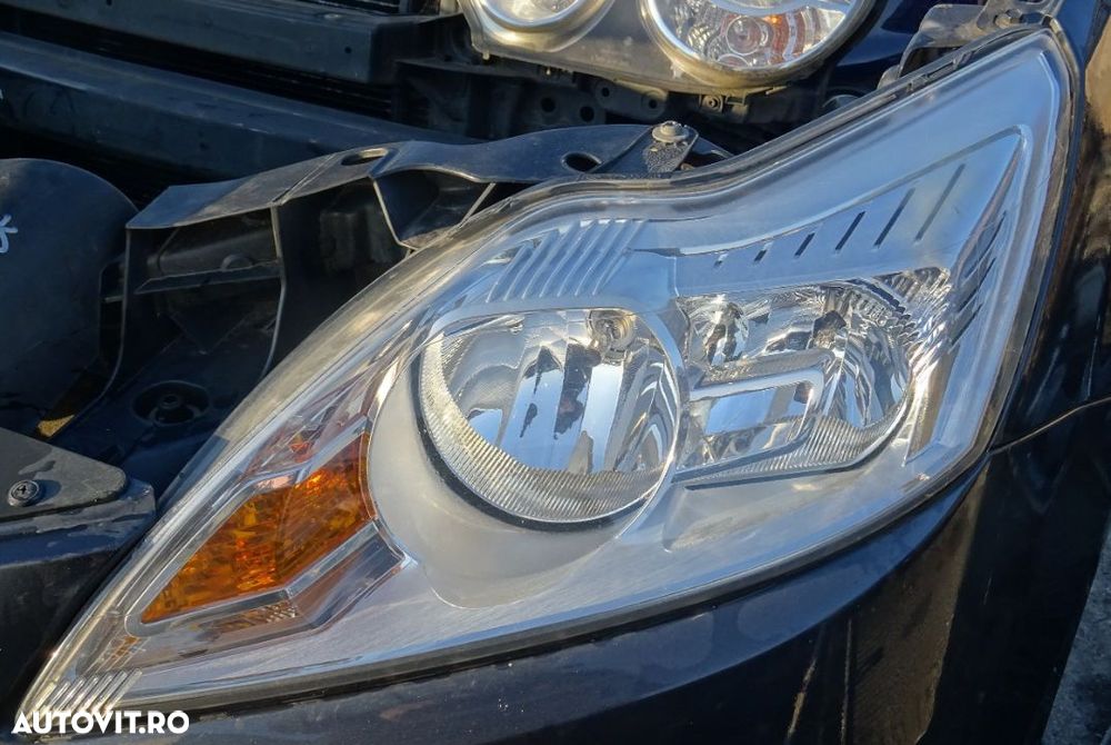 Fata completa Ford Focus 2 facelift din 2010 volan pe stanga - 3