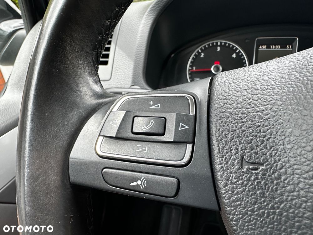 Volkswagen Multivan - 34