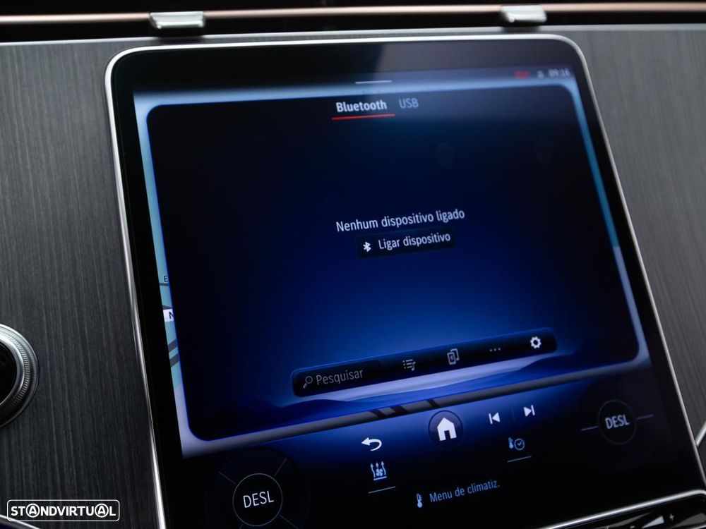 Mercedes-Benz EQE 350 - 34