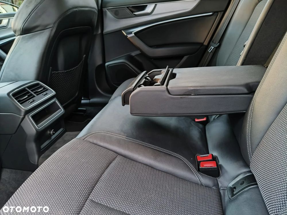 Audi A6 Avant 40 TDI quattro S tronic S line - 19