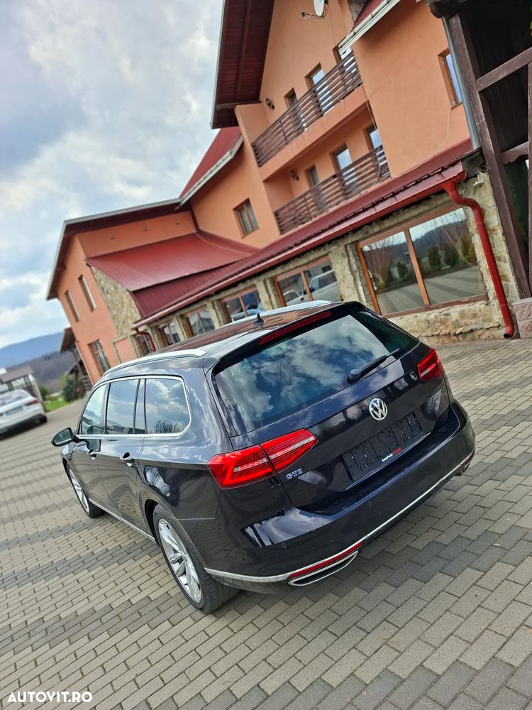 Volkswagen Passat - 8