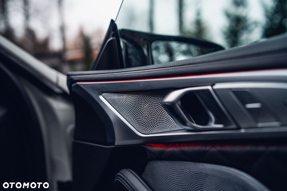 BMW M8 - 22