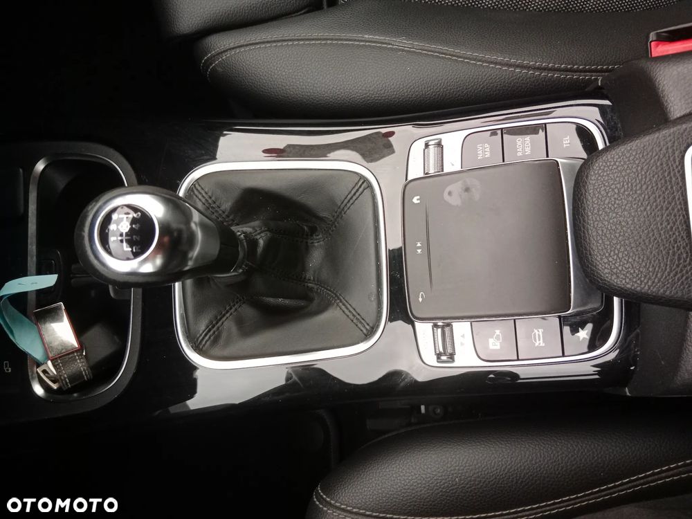 Mercedes-Benz Klasa A - 25