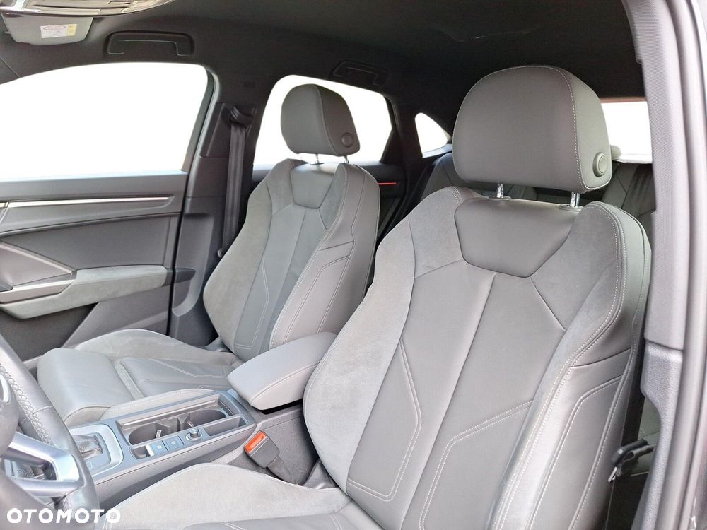 Audi Q3 Sportback - 15