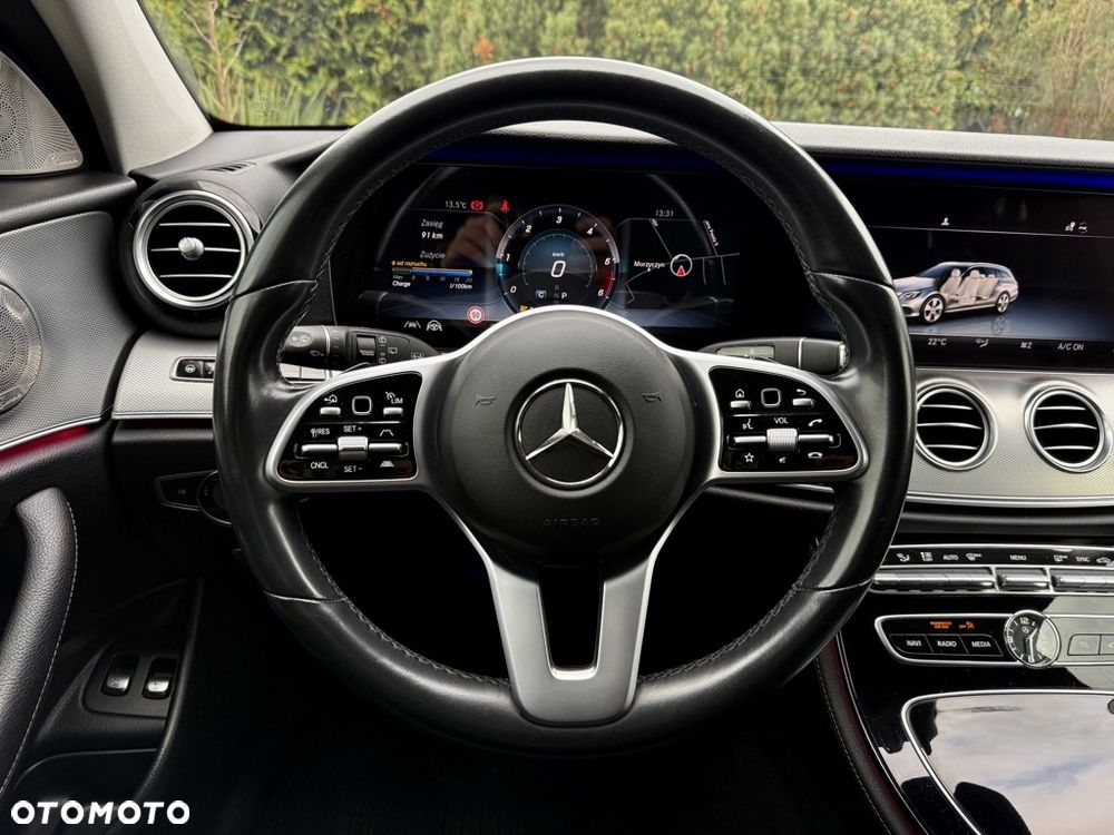 Mercedes-Benz Klasa E 220 d 4-Matic Avantgarde - 21