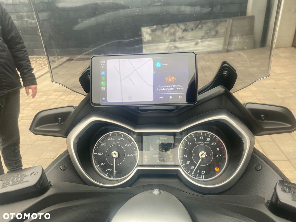 Yamaha X-max - 11