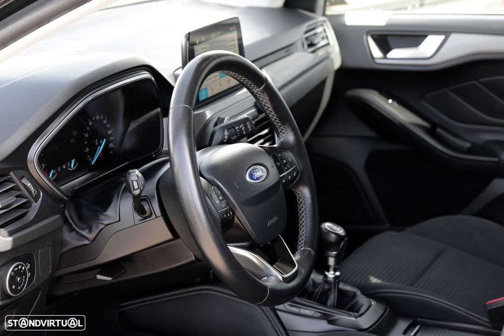 Ford Focus SW 1.5 TDCi EcoBlue Titanium - 12
