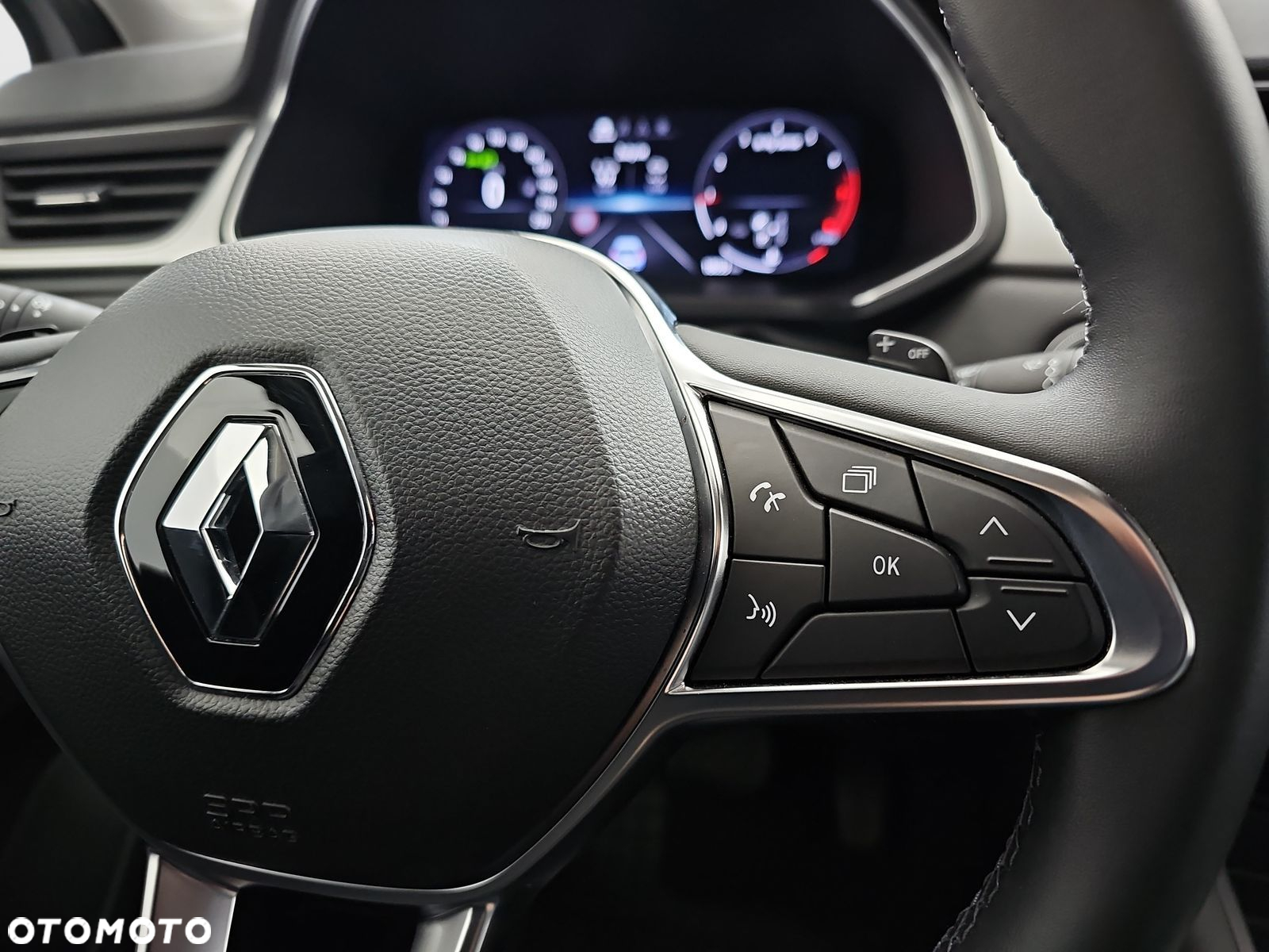 Renault Captur 1.3 TCe mHEV Techno EDC - 14