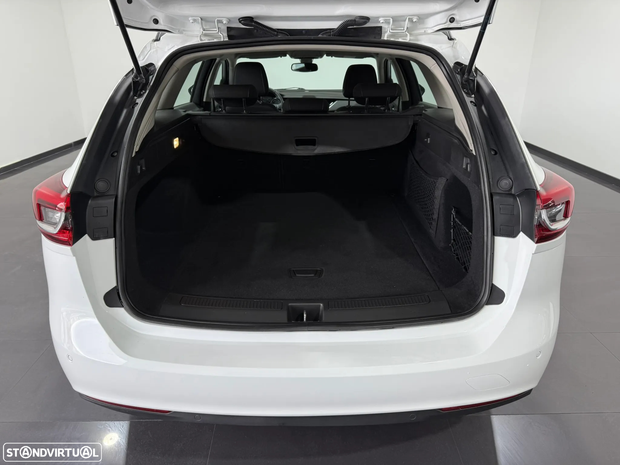 Opel Insignia Sports Tourer 1.6 CDTi Business Edition - 8