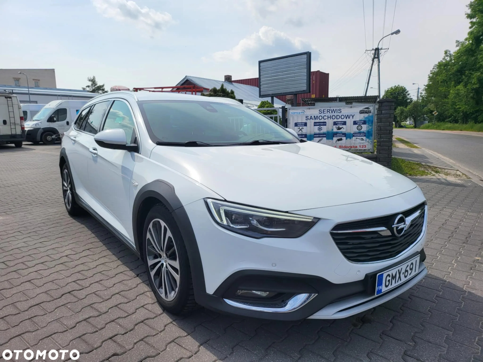 Opel Insignia Country Tourer 2.0 BiTrb D 4x4 Automatik - 3
