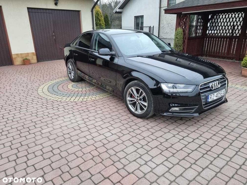 Audi A4 Limousine - 2