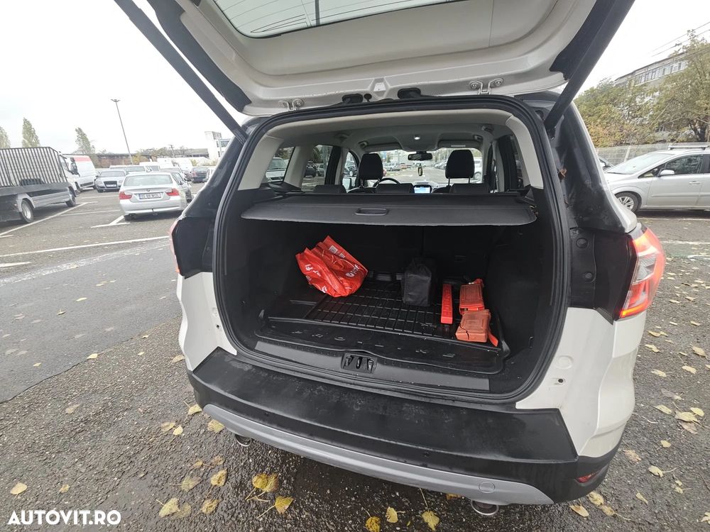 Ford Kuga - 9