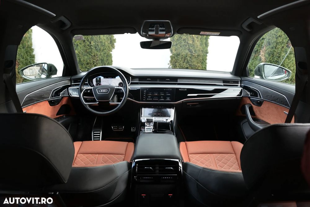Audi A8 - 6