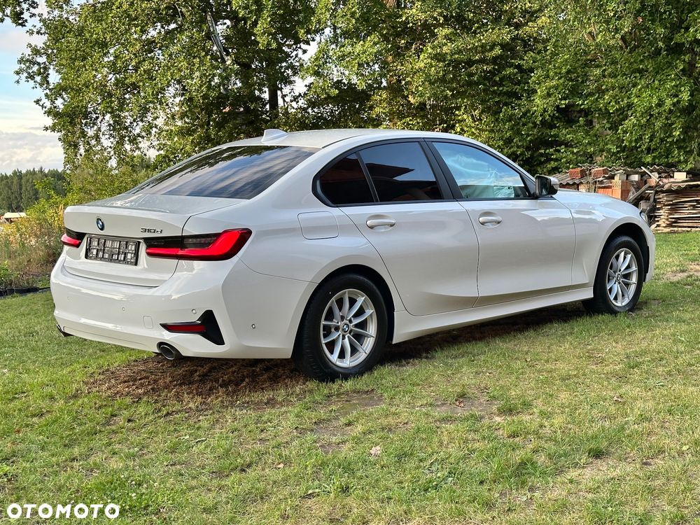 BMW Seria 3 318d - 8