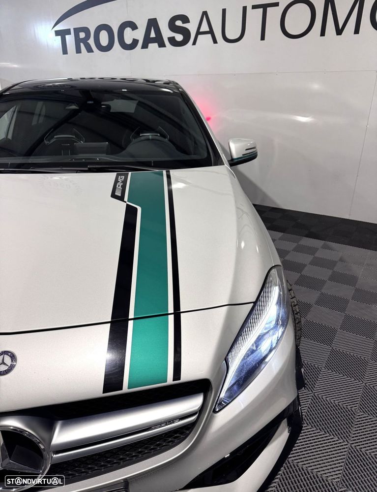 Mercedes-Benz A 45 AMG 4Matic Speedshift 7G-DCT PETRONAS 2015 World Champion Edition - 10