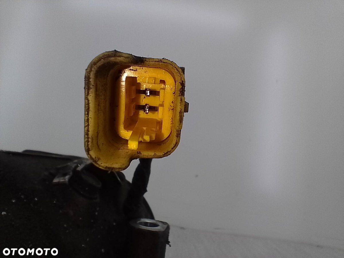 POMPA, SPRĘŻARKA KLIMATYZACJI PEUGEOT 407 9656574080 2.0 HDI - 3