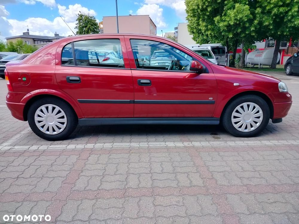 Opel Astra 1.4 - 4