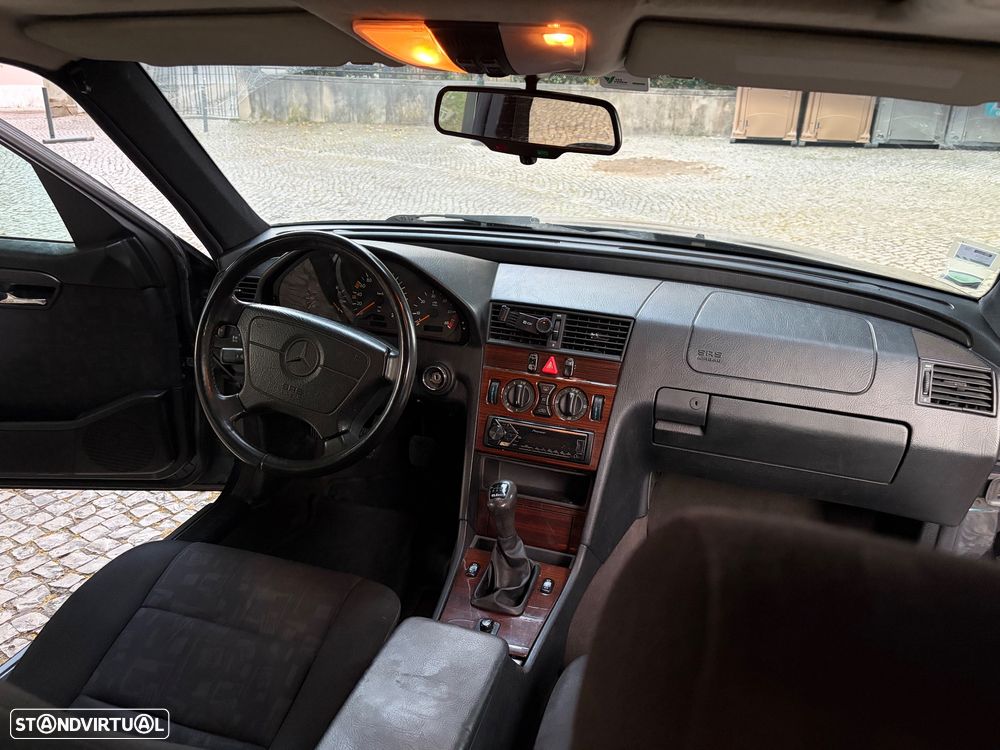 Mercedes-Benz C 220 D - 8