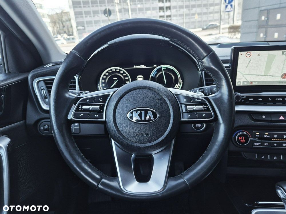 Kia Ceed 1.6 GDI PHEV L Business Line DCT - 32