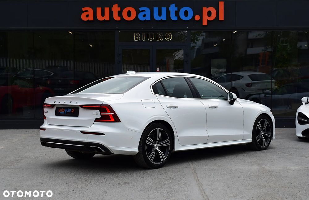 Volvo S60 T8 AWD Plug-In Hybrid Polestar Engineered - 30