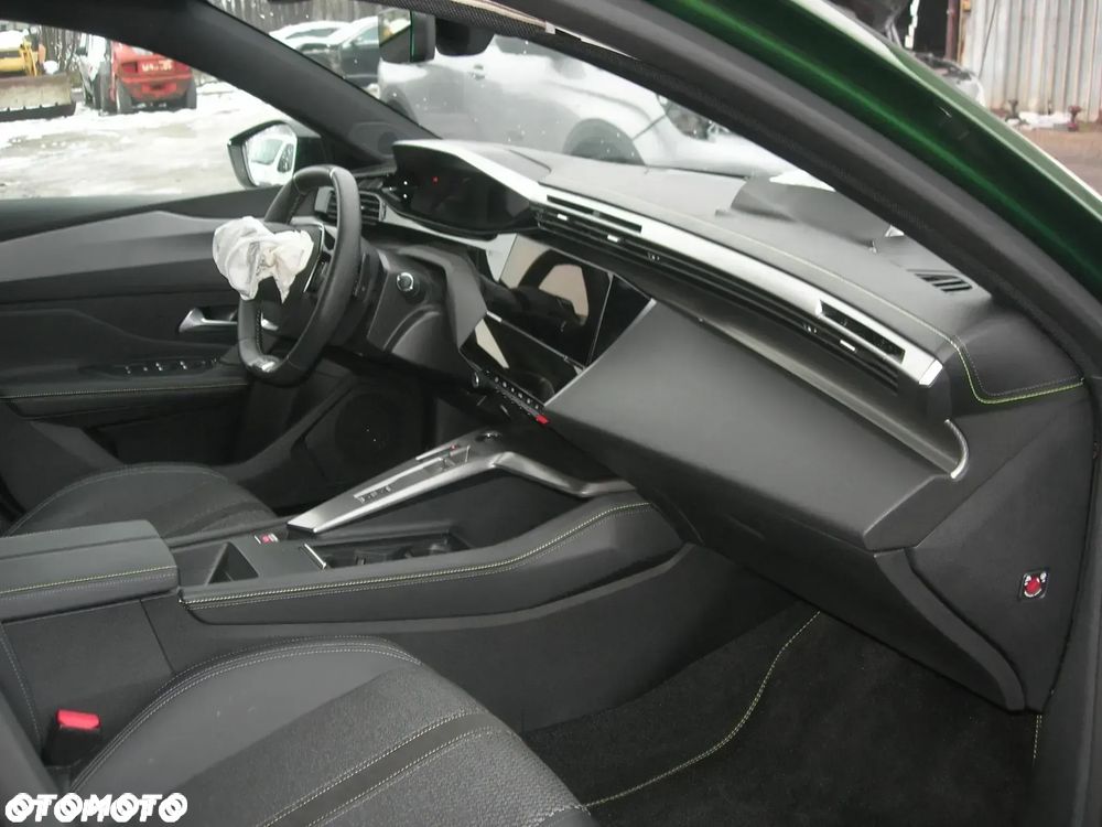 Peugeot 308 1.2 mHEV GT Exclusive S&S e-DCS6 - 19