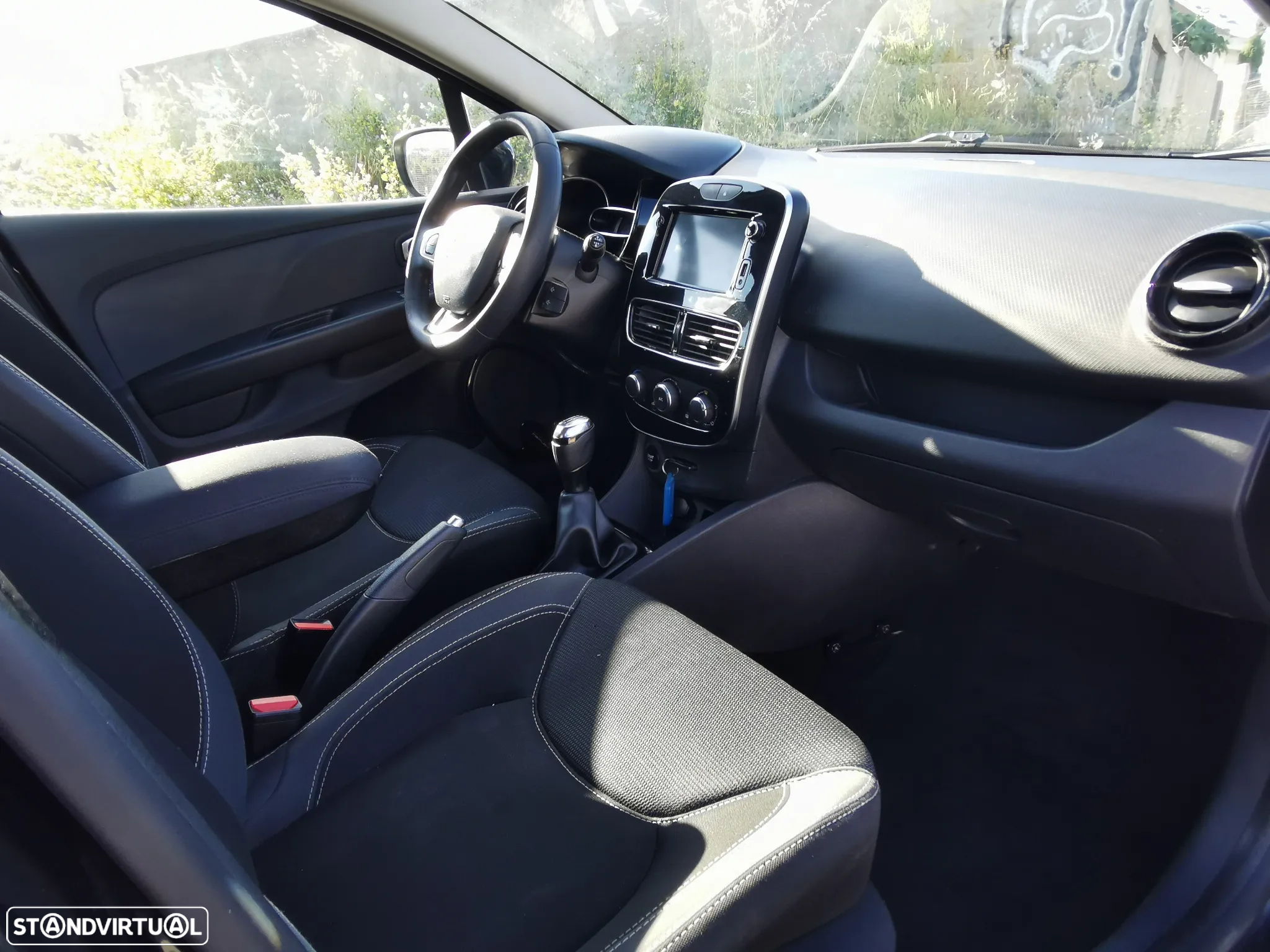 Renault Clio Sport Tourer Energy dCi 90 Start & Stop Dynamique - 15