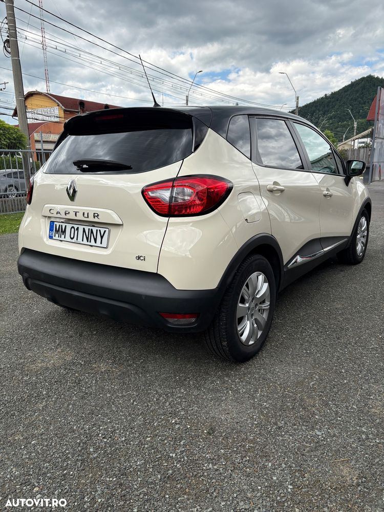Renault Captur dCi Authentique - 4