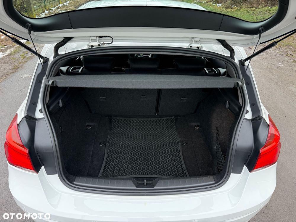 BMW Seria 1 116d M Sport Shadow - 15