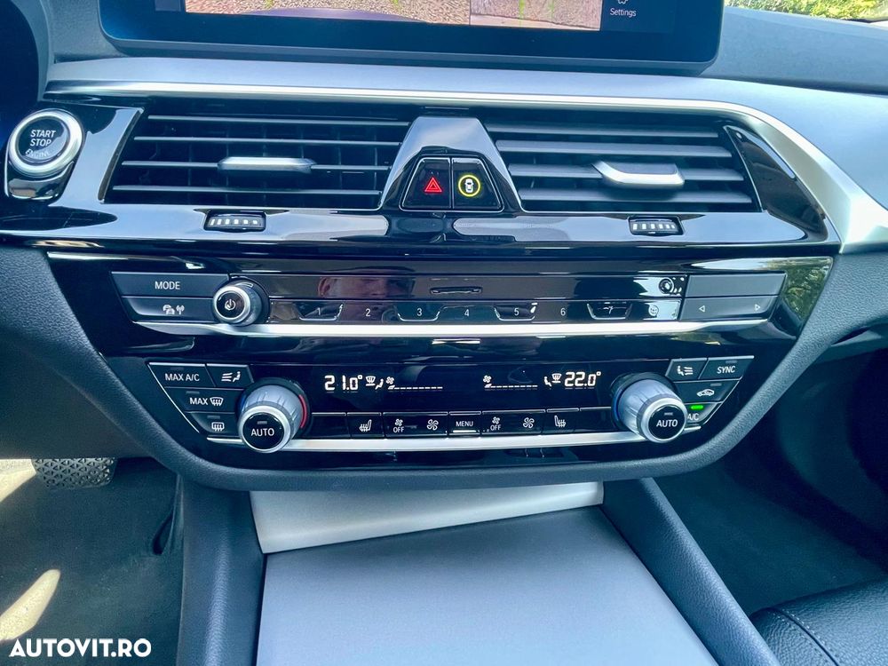 BMW Seria 5 518d Aut. Luxury Line - 13
