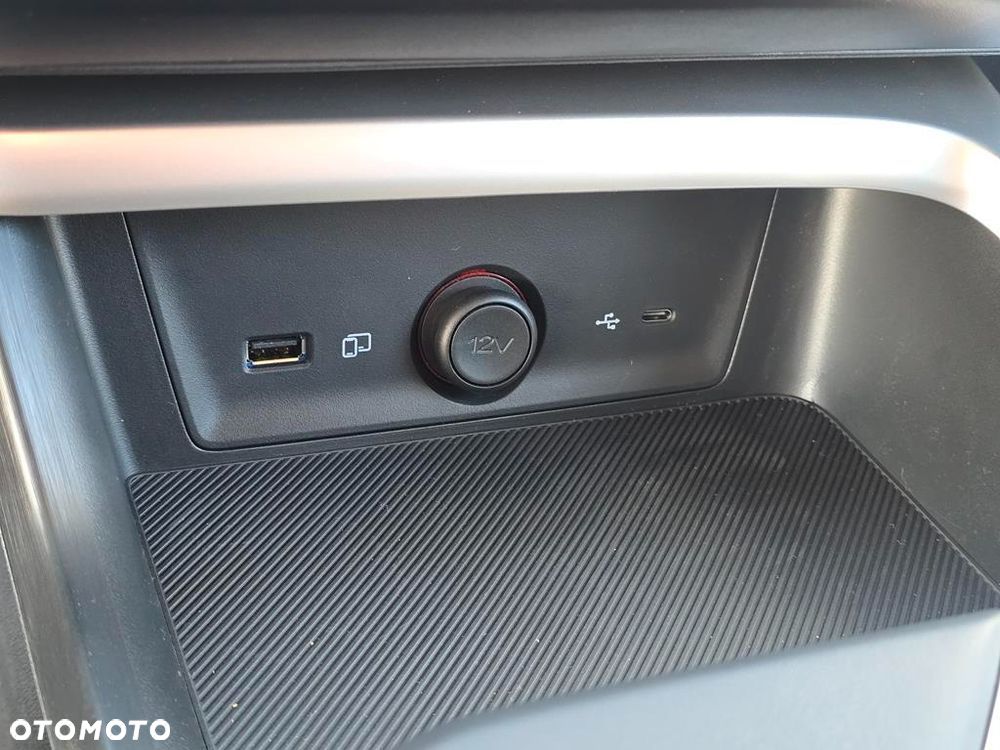 MG ZS 1.5 HEV+ Exclusive - 21