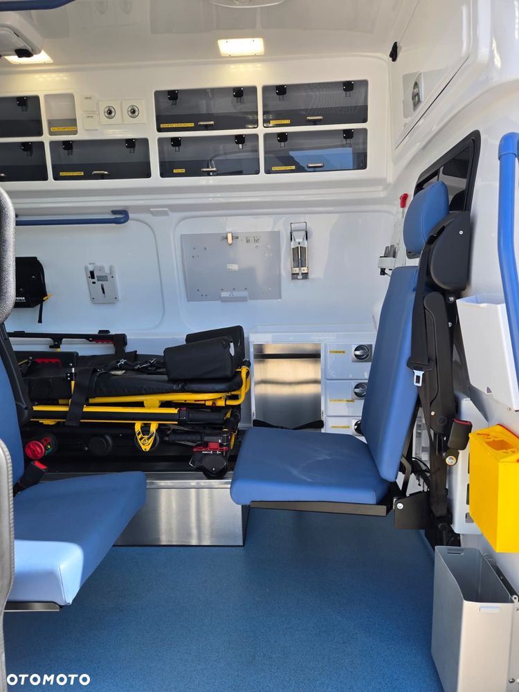 Volkswagen TRANSPORTER T6.1 Ambulans Karetka - 22