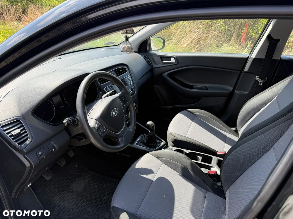 Hyundai i20 1.2 Classic Plus - 10
