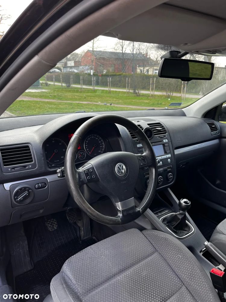 Volkswagen Golf 1.9 TDI DPF Comfortline - 9