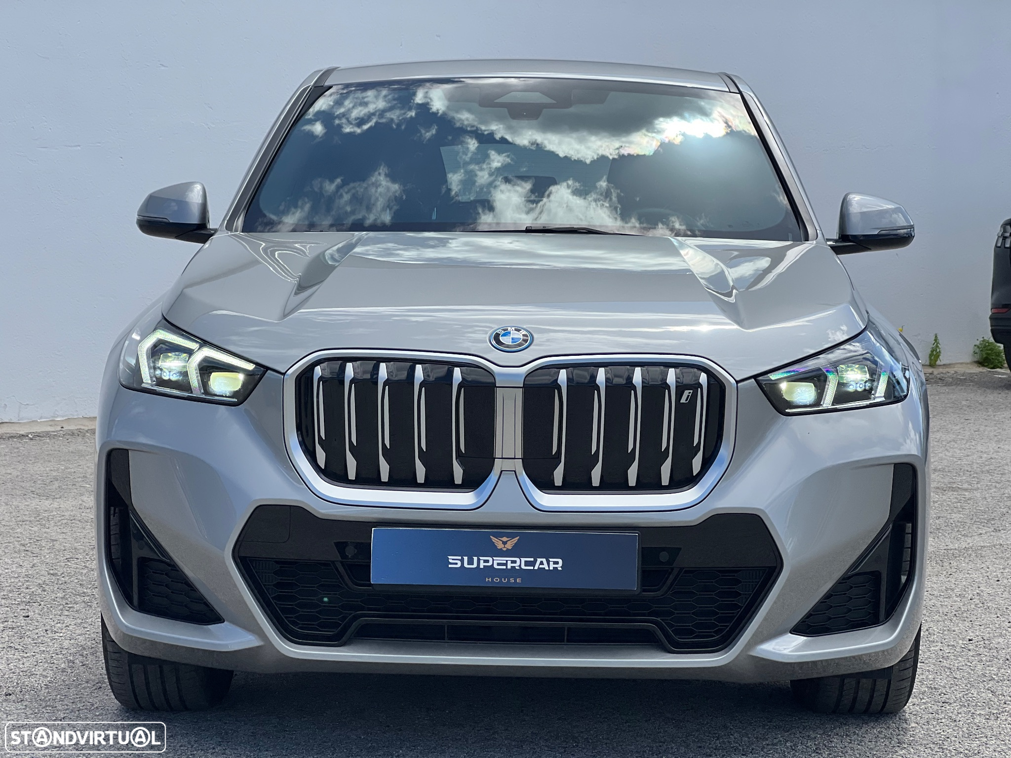 BMW iX1 xDrive30 M Sport Pack - 8
