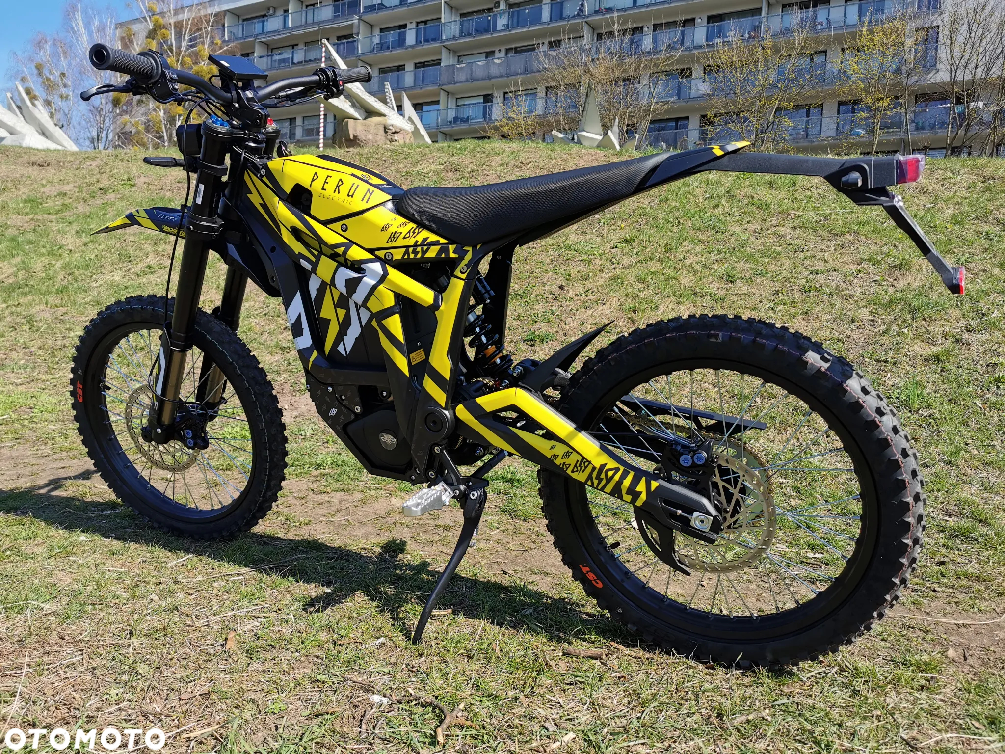 Talaria Sting R