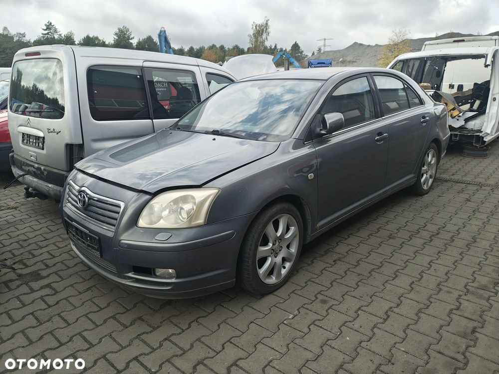 toyota avenis czesci - 1