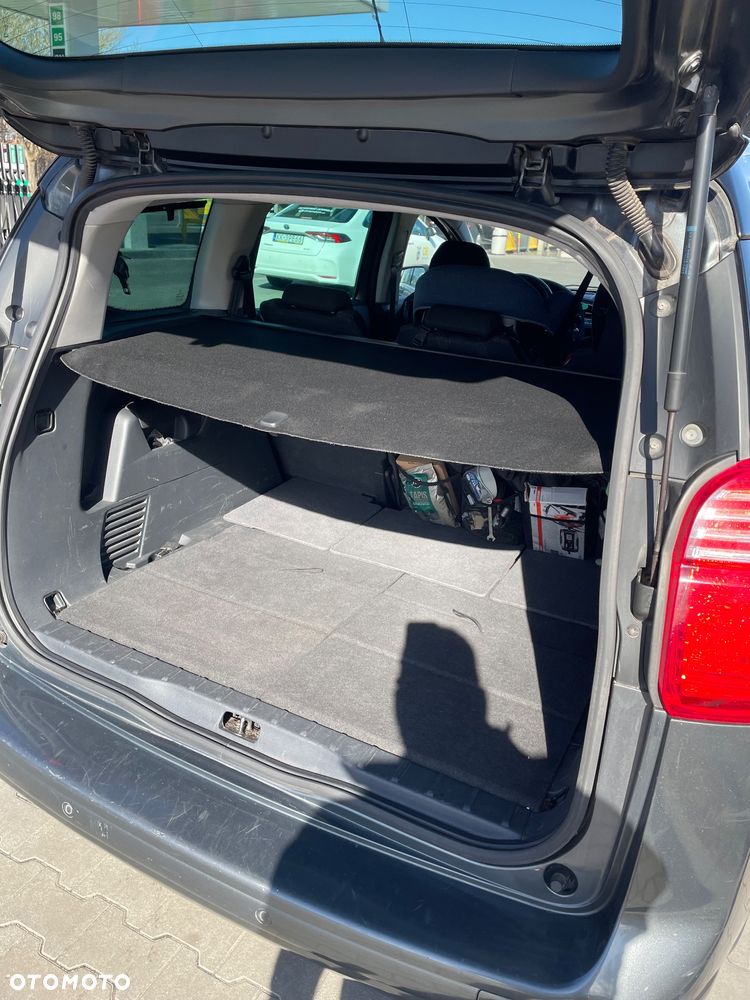 Peugeot 5008 1.6 HDi Premium - 28