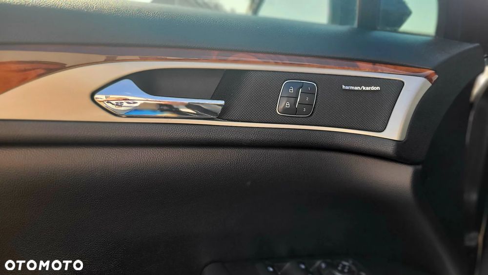 Lincoln MKZ - 19