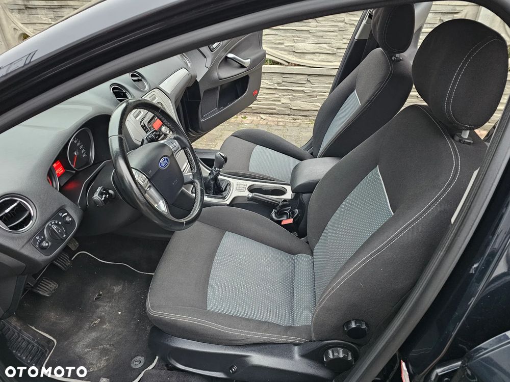 Ford Mondeo SW 2.0 Titanium - 20