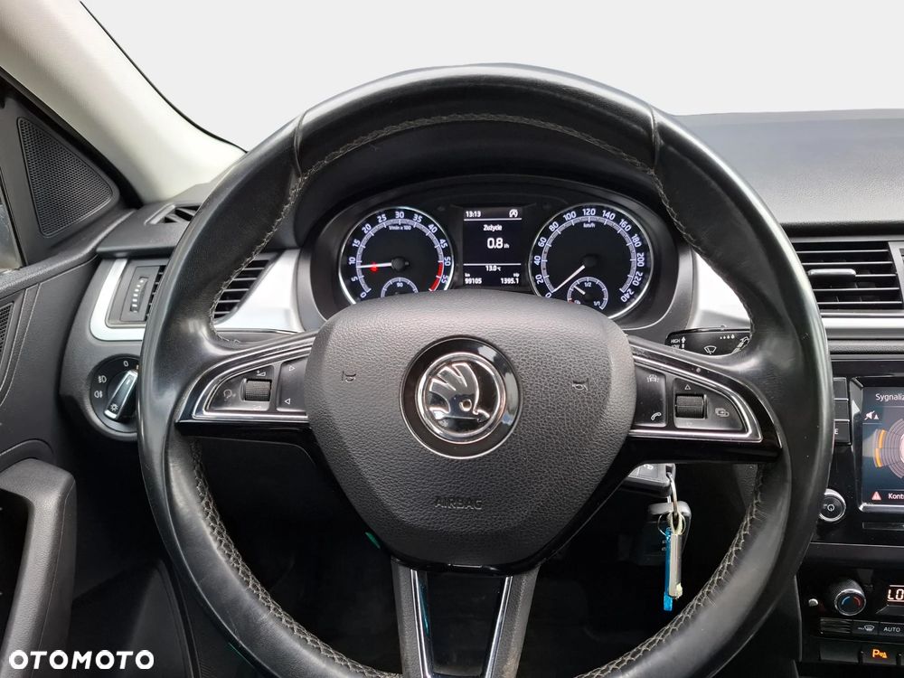 Skoda RAPID 1.6 TDI DPF Ambition - 19