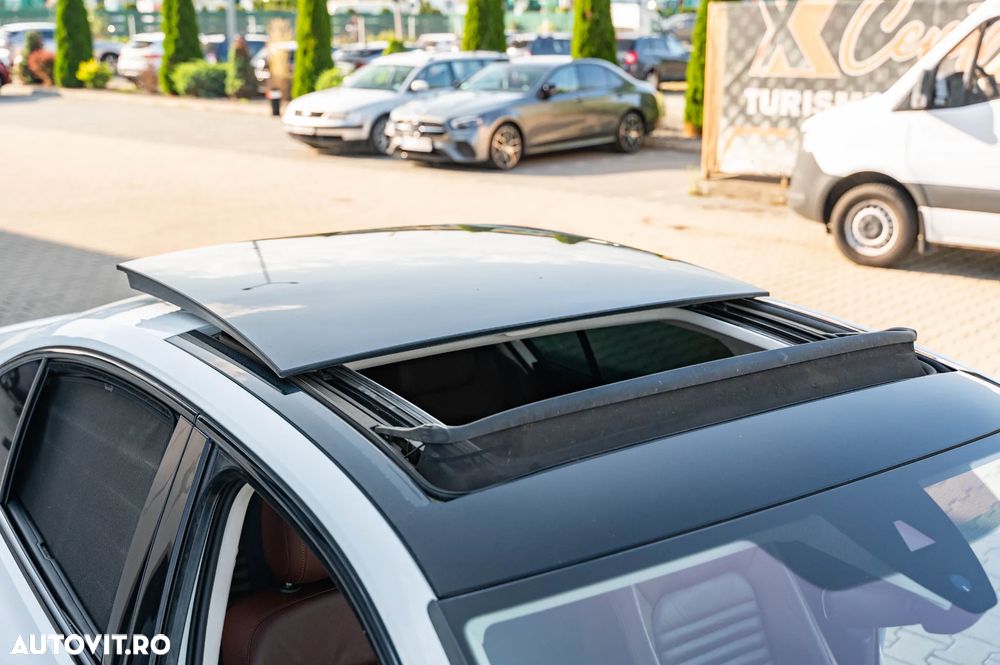 Volkswagen Passat - 20