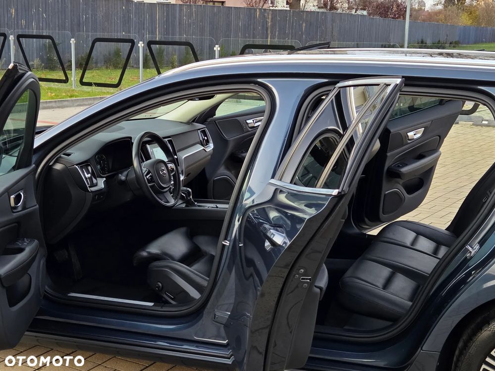 Volvo V60 D4 AWD Inscription - 28