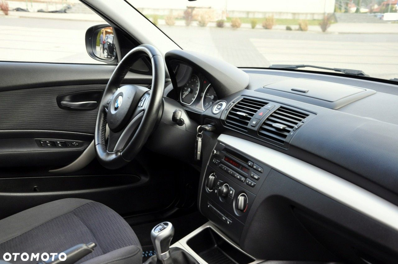 BMW Seria 1 - 18