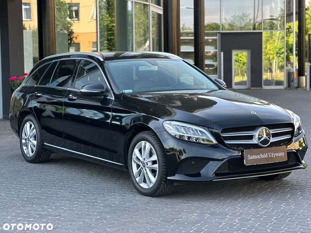 Mercedes-Benz Klasa C 180 9G-TRONIC - 4