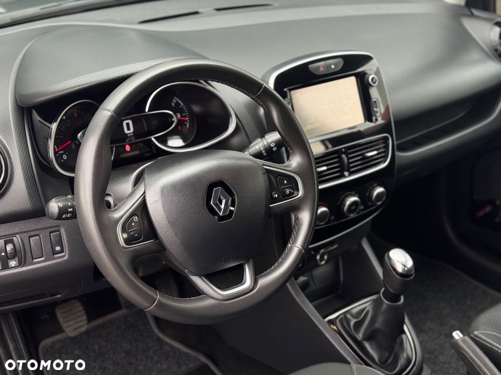 Renault Clio - 12
