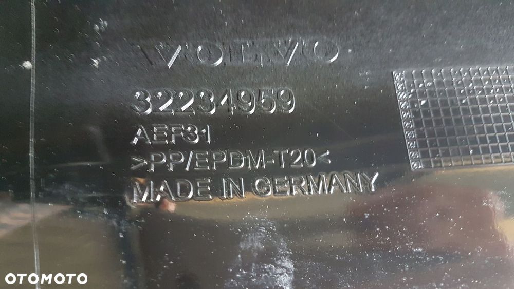 KRATKA ŚRODKOWA ZDERZAKA PRZÓD VOLVO XC60 LIFT R-DESIGN 32234959 - 11